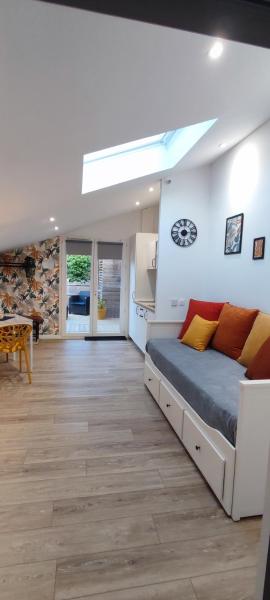 Studio entre forêt et lac